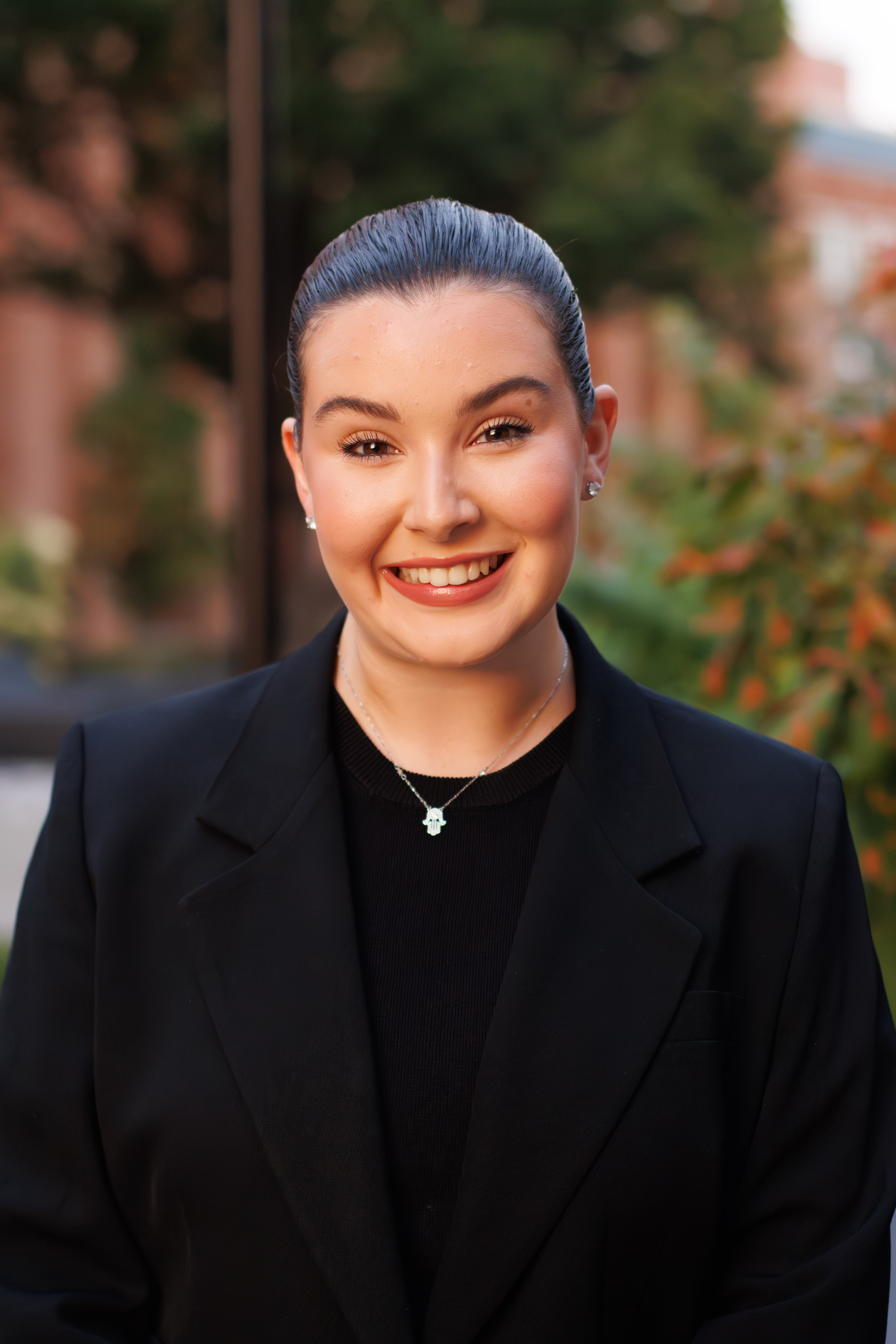 Caroline Kronenfeld Headshot